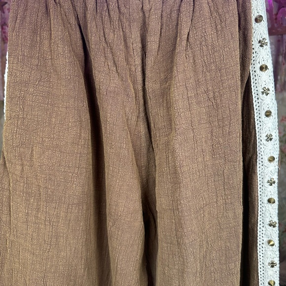 POL Clothing Double Gauze Jogger Pants With Studded Lace Trim
NWOT - Picture 11 of 11